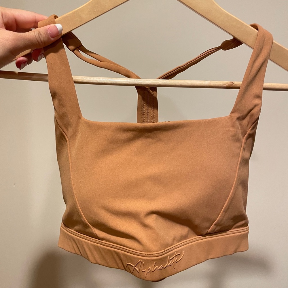 Alphalete sports bra